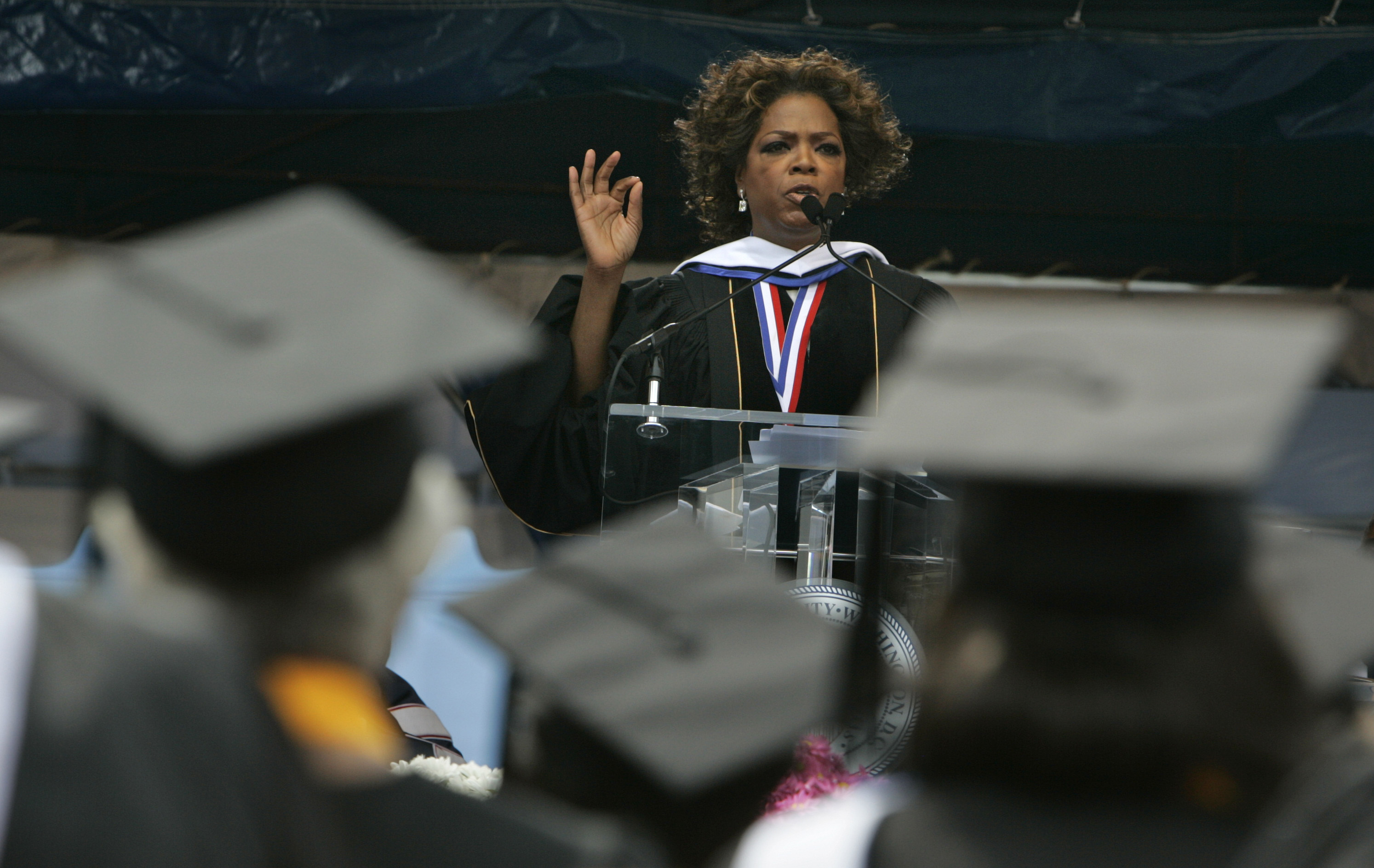 Oprah commencement speech | harvard picture