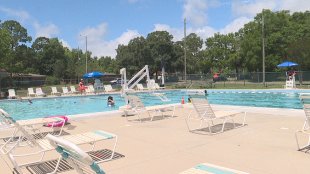 Pensacola pools reopen with social distancing WEAR