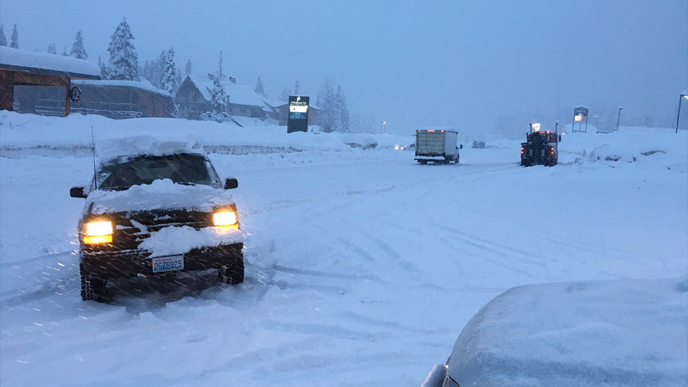 Snowstorm wreaks havoc at Snoqualmie Pass; eastbound I90 reopens KATU