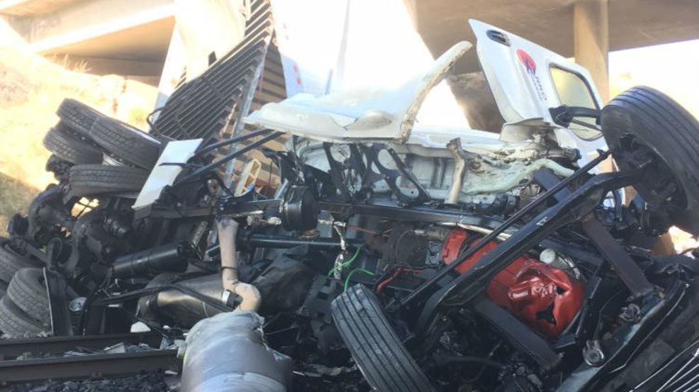 One person killed in semitruck crash in Tehachapi KBAK