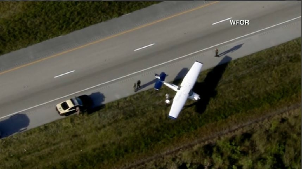 Small plane lands on highway in South Florida WPEC