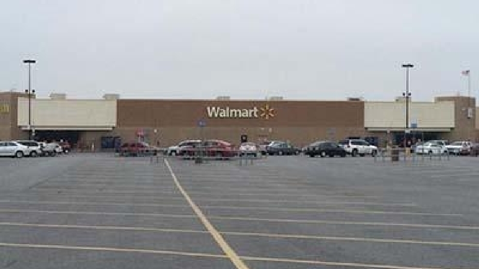 Walmart evacuated amid bomb threat in Edinburg | KGBT Walmart evacuated amid bomb threat in Edinburg | KGBT