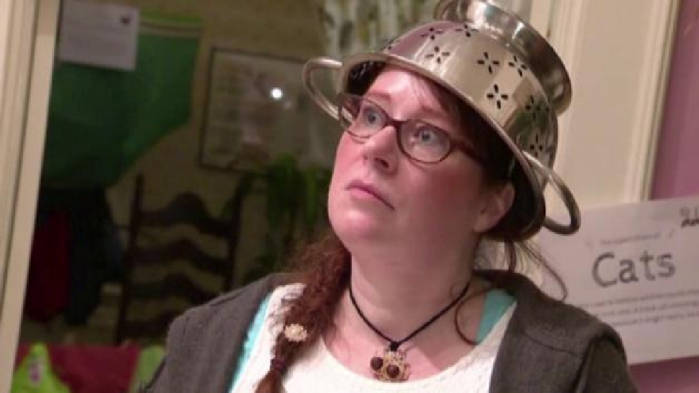 'Pastafarian' gets to wear spaghetti colander on head in license photo