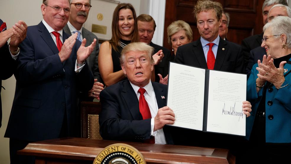Trump AP17285584057914.jpg