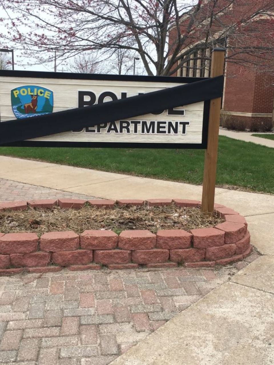 Northern Michigan Mourning Loss Of Elk Rapids Police Chief Tom