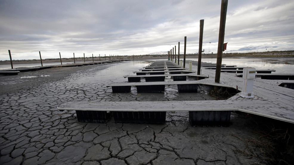 Experts Great Salt Lake drying out could result in 2 billion loss per