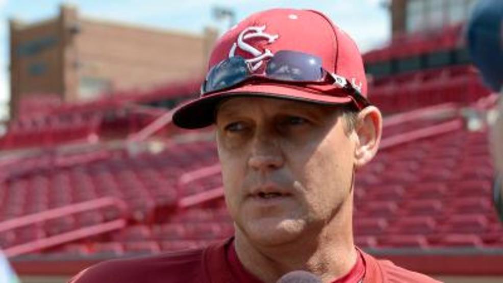 USC pitching coach Meyers to take indefinite leave from baseball