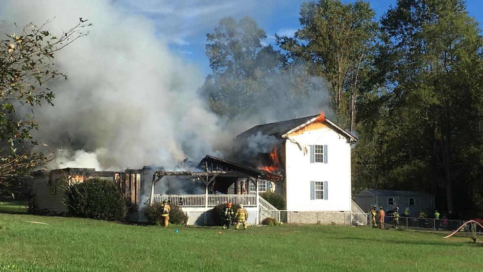 Firefighter injured in Mills River house fire WLOS