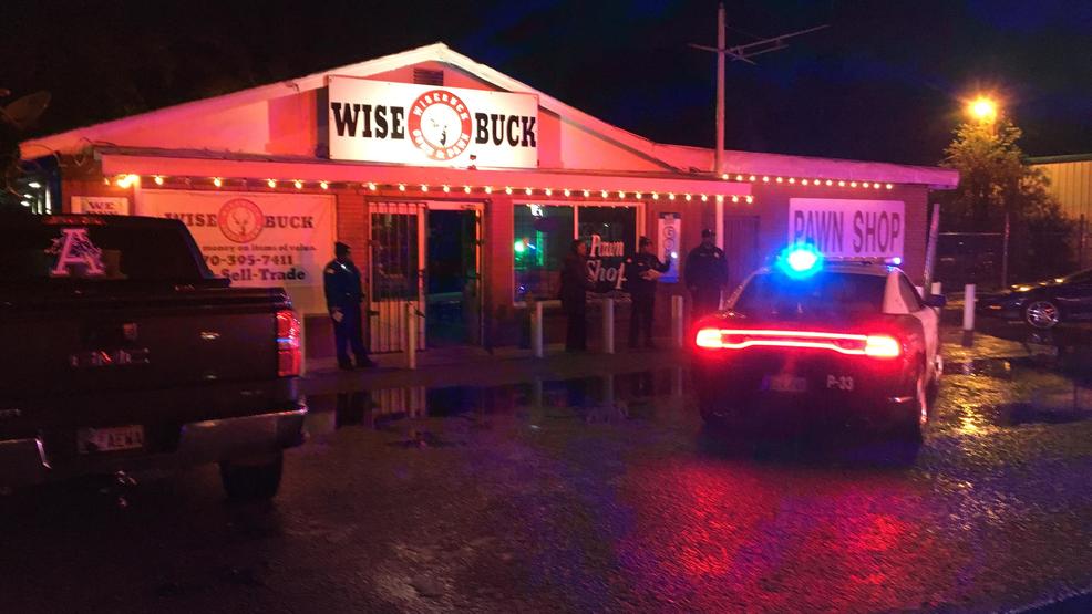 Shooting at Pine Bluff pawn shop leaves 1 dead, 1 injured KATV