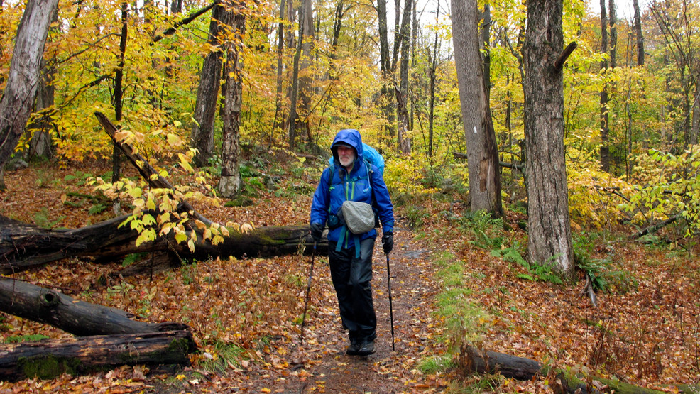 Artist hikes length of Vermont, painting along the way