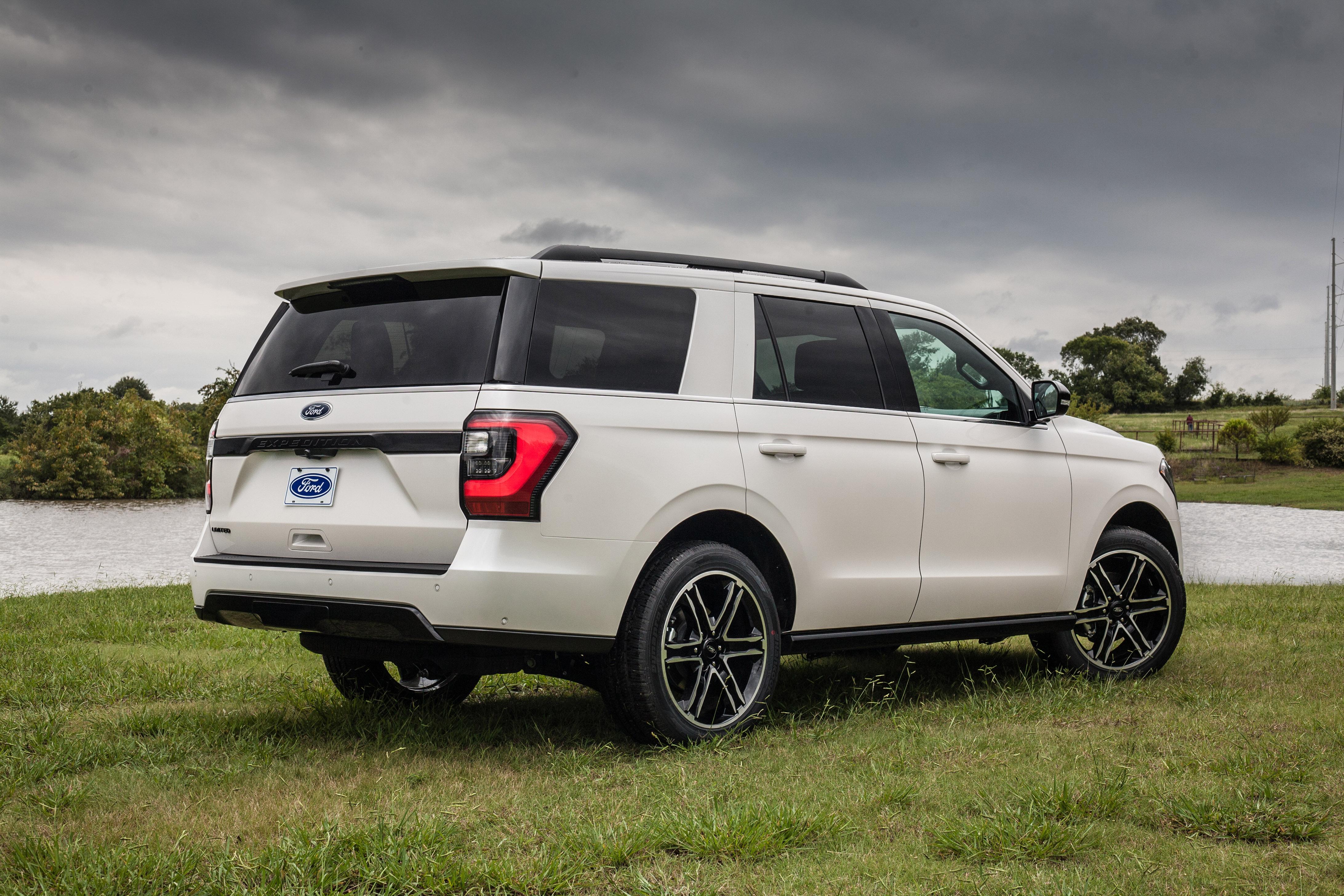 2019 ford expedition stealth edition{&nbsp;} (photo: ford)